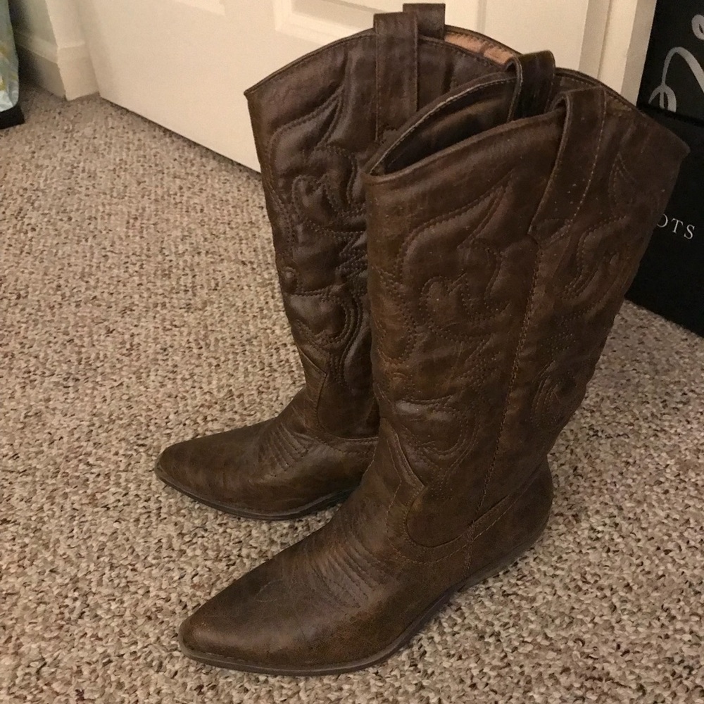 Call it Spring Cowboy Boots